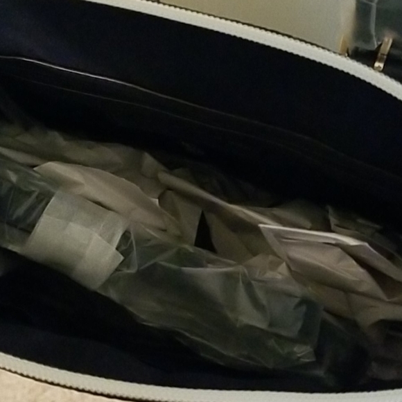 Purse - Picture 4 of 4